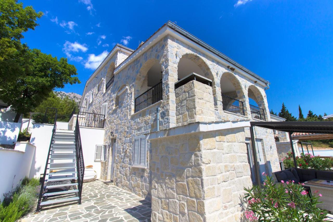 Dalmata Lounge Apartment Starigrad Paklenica Exterior photo